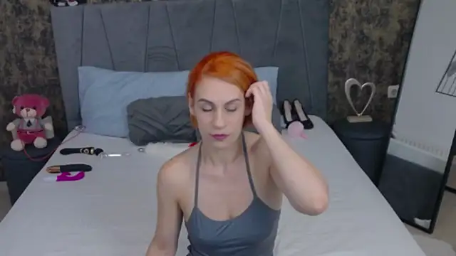 Snapshot of AmberMinxy chatting on November 22, 2025, 6:23 am AmberMinxy online show from November 22, 2025, 6:23 am