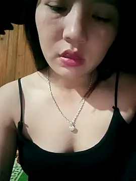 Snapshot of -Lanaa- chatting on October 23, 2025, 10:30 pm -Lanaa- online show from October 23, 2025, 10:30 pm