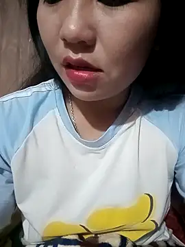 Snapshot of -Lanaa- chatting on November 4, 2025, 7:46 pm -Lanaa- online show from November 4, 2025, 7:46 pm