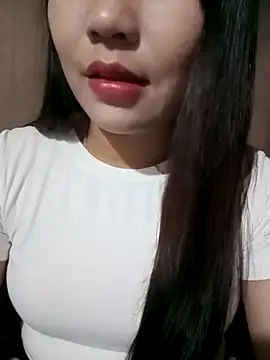 Snapshot of -Lanaa- chatting on November 7, 2025, 12:54 am -Lanaa- online show from November 7, 2025, 12:54 am