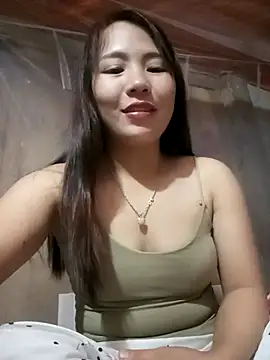 Snapshot of -Lanaa- chatting on November 16, 2025, 5:24 am -Lanaa- online show from November 16, 2025, 5:24 am