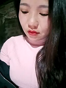 Snapshot of -Lanaa- chatting on November 25, 2025, 4:29 pm -Lanaa- online show from November 25, 2025, 4:29 pm