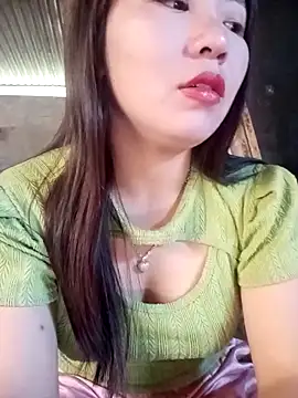 Snapshot of -Lanaa- chatting on November 26, 2025, 5:30 am -Lanaa- online show from November 26, 2025, 5:30 am