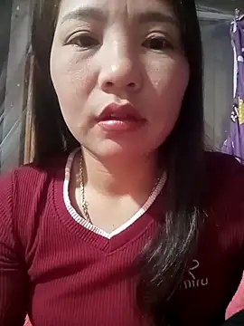 Snapshot of -Lanaa- chatting on November 29, 2025, 10:13 pm -Lanaa- online show from November 29, 2025, 10:13 pm