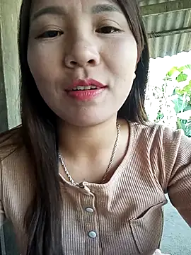 Snapshot of -Lanaa- chatting on December 2, 2025, 7:57 am -Lanaa- online show from December 2, 2025, 7:57 am