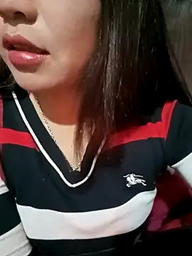 Snapshot of -Lanaa- chatting on December 2, 2025, 9:21 pm -Lanaa- online show from December 2, 2025, 9:21 pm