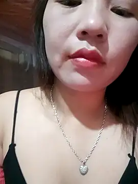 Snapshot of -Lanaa- chatting on December 3, 2025, 7:56 pm -Lanaa- online show from December 3, 2025, 7:56 pm