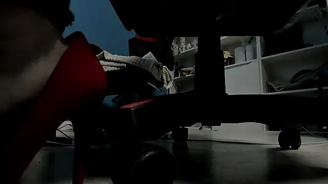 Snapshot of Holy_Mistress_S chatting on November 4, 2025, 9:30 am Holy Mistress S online show from November 4, 2025, 9:30 am