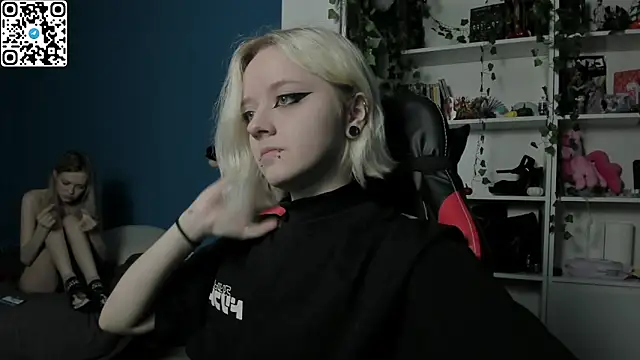 Holy Mistress S online show from November 29, 2025, 9:56 am