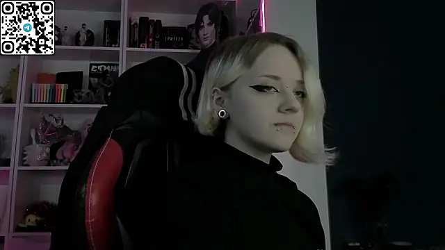 Holy Mistress S online show from March 11, 2026, 9:04 am