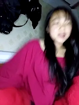 Quynhsumon online show from March 5, 2026, 3:19 pm