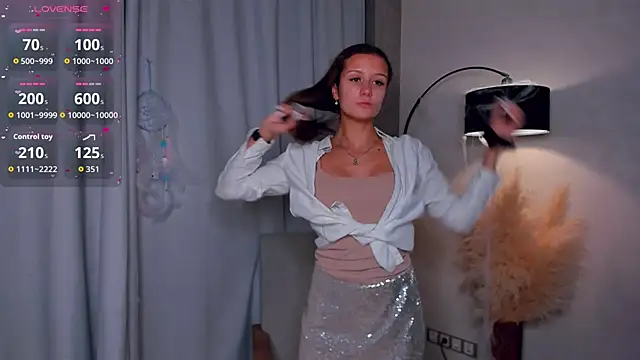 KeshaRachi online show from November 12, 2025, 1:06 am