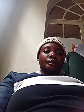 blackbeautyxx92 online show from November 11, 2025, 10:04 am