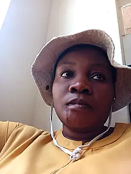 blackbeautyxx92 online show from November 13, 2025, 8:02 am