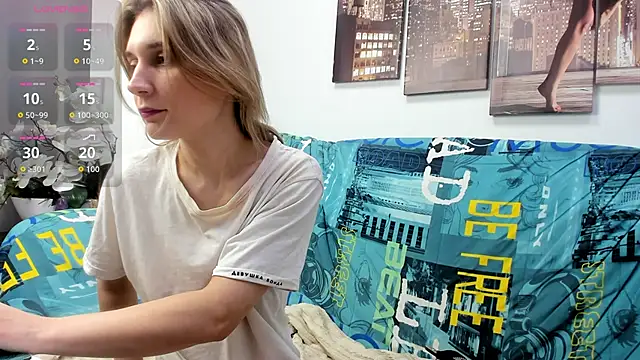 Tenderly Sophie online show from April 12, 2026, 1:21 am