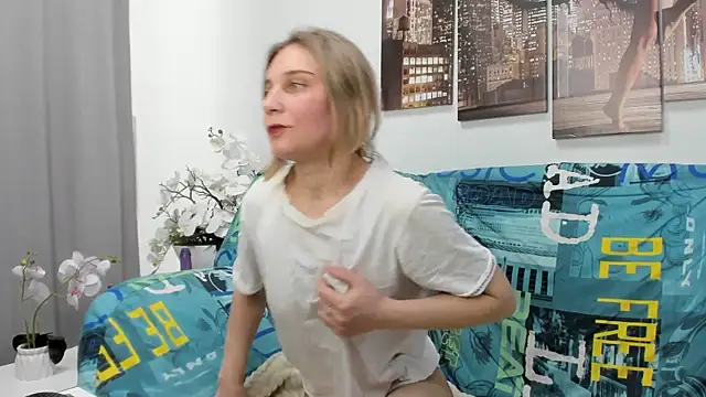 Tenderly Sophie online show from May 29, 2026, 8:23 am
