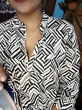 CoupleShow 432 online show from February 6, 2026, 12:19 pm