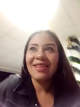 Gianna Johnson online show from December 1, 2025, 3:44 am