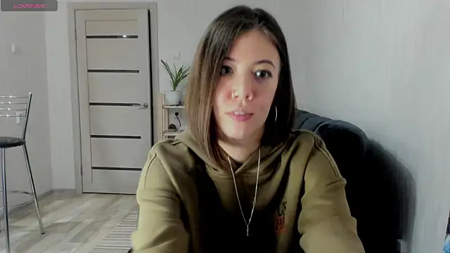 Snapshot of twinkle_rosie chatting on October 24, 2025, 4:36 pm twinkle rosie online show from October 24, 2025, 4:36 pm