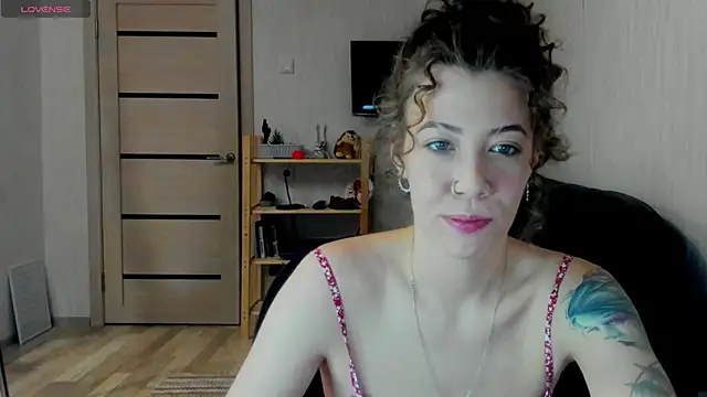 Snapshot of twinkle_rosie chatting on January 7, 2026, 4:37 am twinkle rosie online show from January 7, 2026, 4:37 am