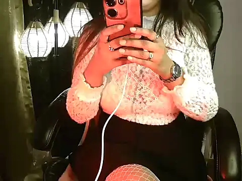 Snapshot of Lusty_365_24x7 chatting on February 7, 2026, 5:49 pm Lusty 365 24x7 online show from February 7, 2026, 5:49 pm