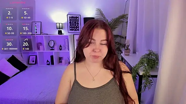 EffyBlush online show from November 4, 2025, 1:43 pm