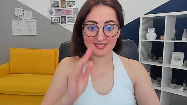 NoraSimons online show from March 7, 2026, 4:15 pm