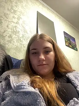 Emily Sweety   online show from October 22, 2025, 9:20 am