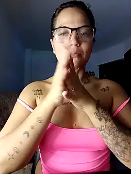 Snapshot of tattyHot95 chatting on March 3, 2026, 12:55 pm tattyHot95 online show from March 3, 2026, 12:55 pm