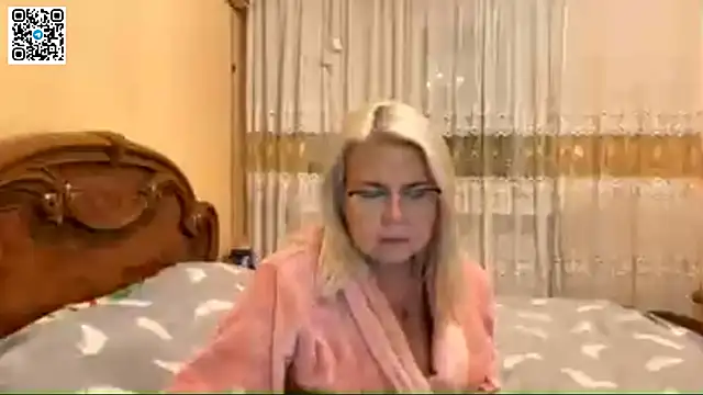 Snapshot of Galatea_2025 chatting on October 28, 2025, 4:53 pm Galatea 2025 online show from October 28, 2025, 4:53 pm