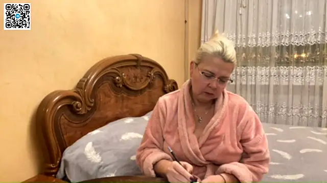 Snapshot of Galatea_2025 chatting on November 5, 2025, 5:13 pm Galatea 2025 online show from November 5, 2025, 5:13 pm