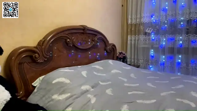 Snapshot of Galatea_2025 chatting on December 4, 2025, 6:16 pm Galatea 2025 online show from December 4, 2025, 6:16 pm