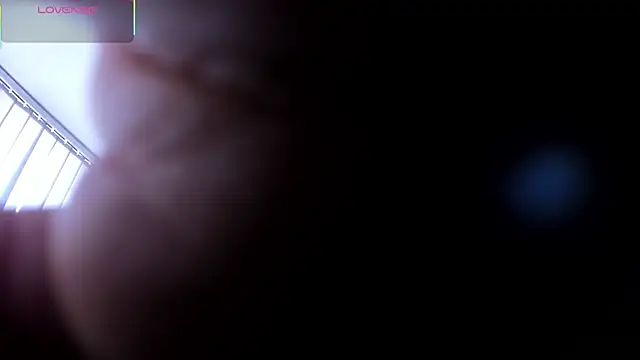 kendra crow online show from December 1, 2025, 2:22 pm