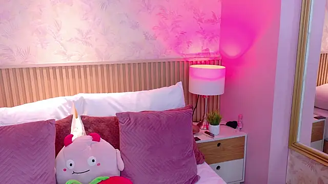 AdelineJhones online show from February 27, 2026, 2:39 pm