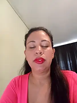 LeilaTaylor online show from February 3, 2026, 1:38 pm