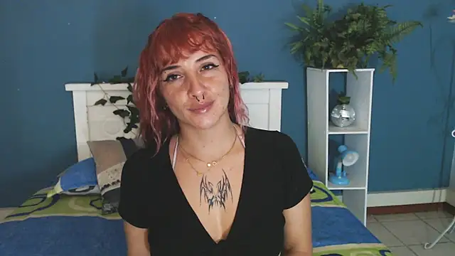 Samantha  Benet online show from April 28, 2026, 9:20 pm