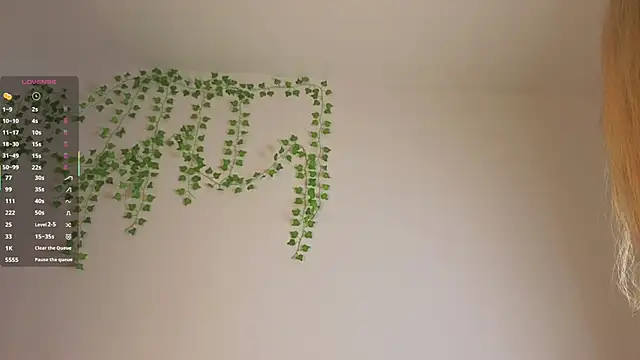 KissyCloud online show from November 11, 2025, 8:03 am