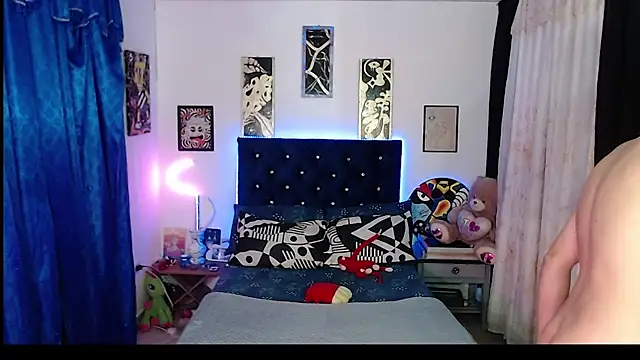 Yorsamm and friends online show from November 16, 2025, 6:19 am