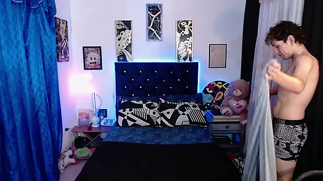 Yorsamm and friends online show from November 23, 2025, 10:42 pm