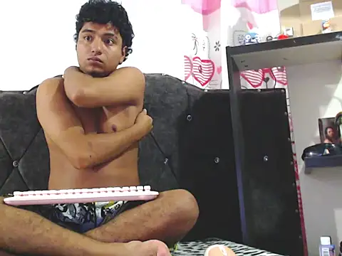 LiamANDJordan online show from May 10, 2026, 2:17 am