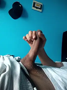 Scorpion05  online show from March 19, 2026, 8:24 pm