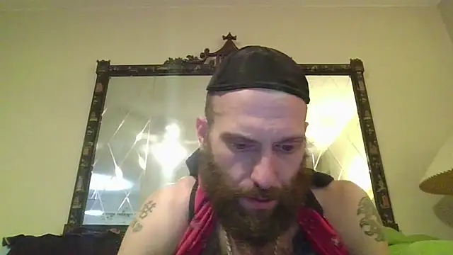 Snapshot of KosherCo313 chatting on December 1, 2025, 3:00 am KosherCo313 online show from December 1, 2025, 3:00 am