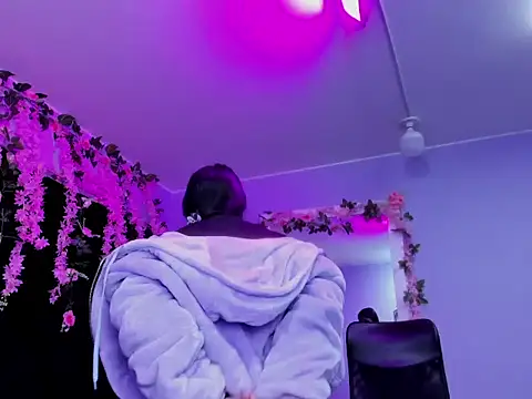 Gabyy Cooper  online show from March 25, 2026, 2:50 am