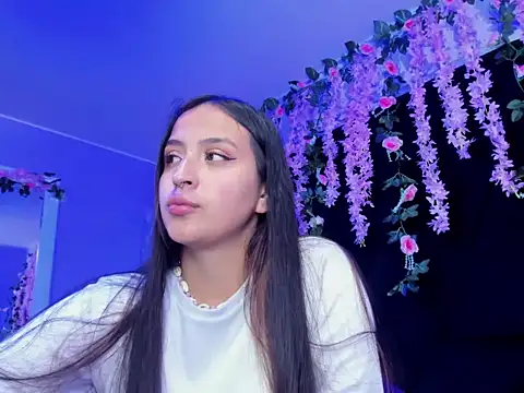 Snapshot of Gabyy_Cooper_ chatting on May 8, 2026, 2:39 am Gabyy Cooper online show from May 8, 2026, 2:39 am