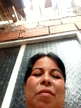 Snapshot of mother2-divorced chatting on January 10, 2026, 1:35 pm mother2-divorced online show from January 10, 2026, 1:35 pm