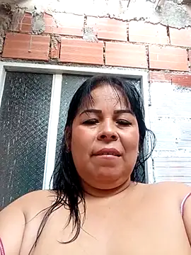 Snapshot of mother2-divorced chatting on February 11, 2026, 1:27 pm mother2-divorced online show from February 11, 2026, 1:27 pm