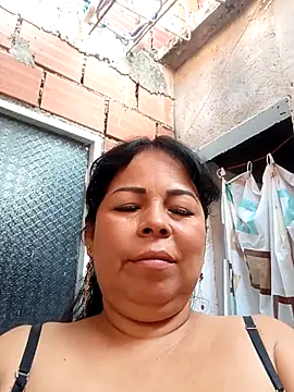 Snapshot of mother2-divorced chatting on February 14, 2026, 1:41 pm mother2-divorced online show from February 14, 2026, 1:41 pm