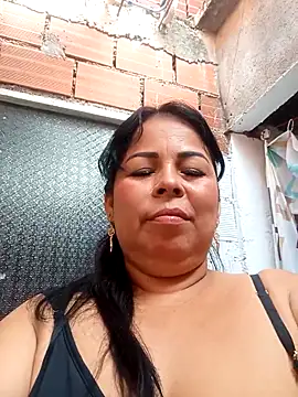 Snapshot of mother2-divorced chatting on February 15, 2026, 1:41 pm mother2-divorced online show from February 15, 2026, 1:41 pm