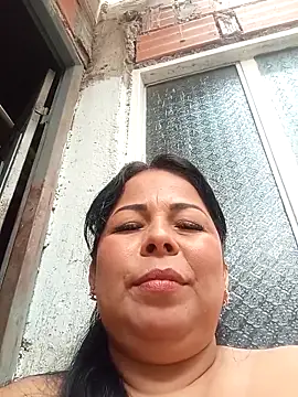 Snapshot of mother2-divorced chatting on February 16, 2026, 1:29 pm mother2-divorced online show from February 16, 2026, 1:29 pm