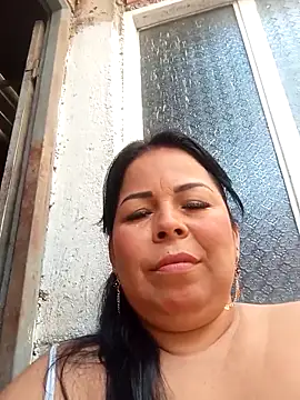 Snapshot of mother2-divorced chatting on February 17, 2026, 7:20 pm mother2-divorced online show from February 17, 2026, 7:20 pm